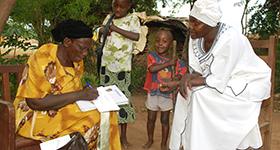 A health worker talks to her client about family planning